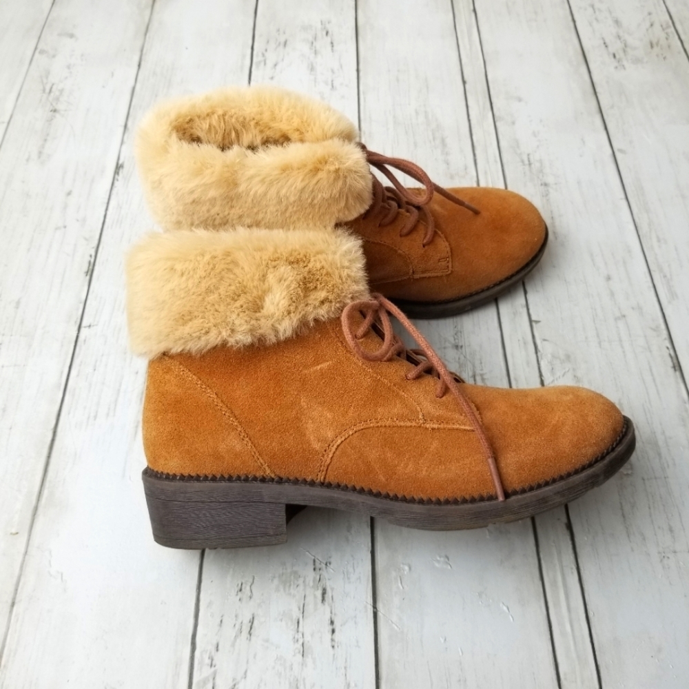 Skechers Elm Cold Day Faux Suede Faux Fur Trim Lace Up Ankle Boots